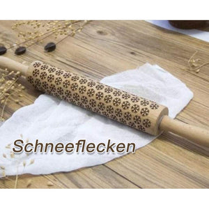 Wunderbares Nudelholz mit Weihnachtskeksemustern