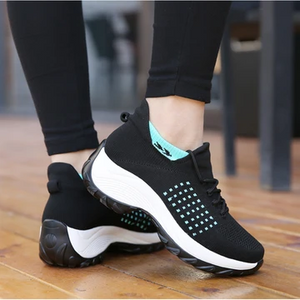 Bequeme rutschfeste Damen Wanderschuhe