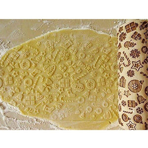 Wunderbares Nudelholz mit Weihnachtskeksemustern